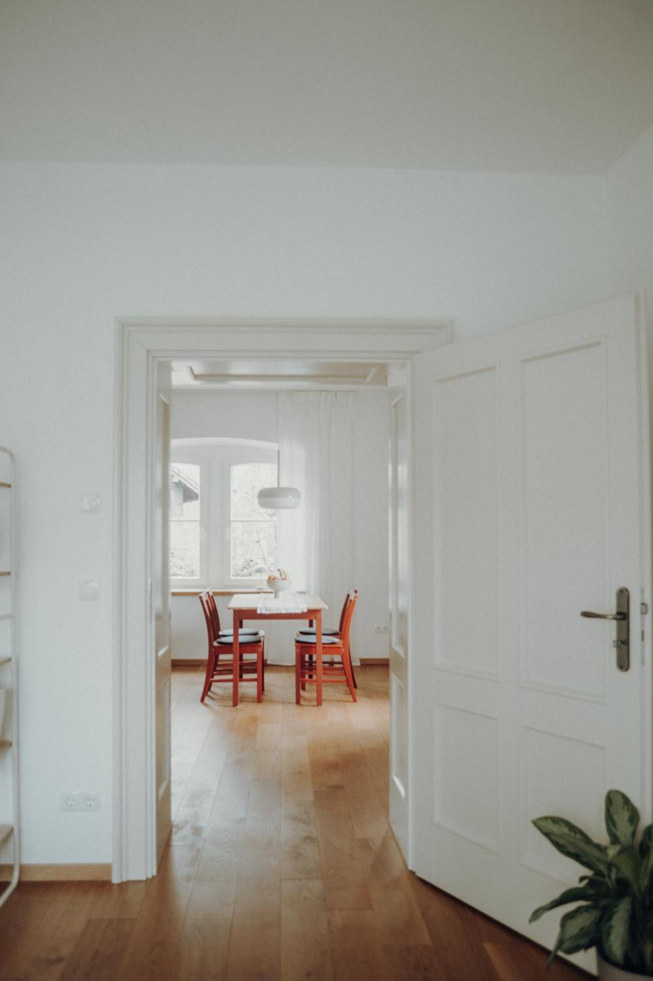Weinstrassen Apartment Mit Zentrumsanbindung Neustadt an der Weinstraße Buitenkant foto